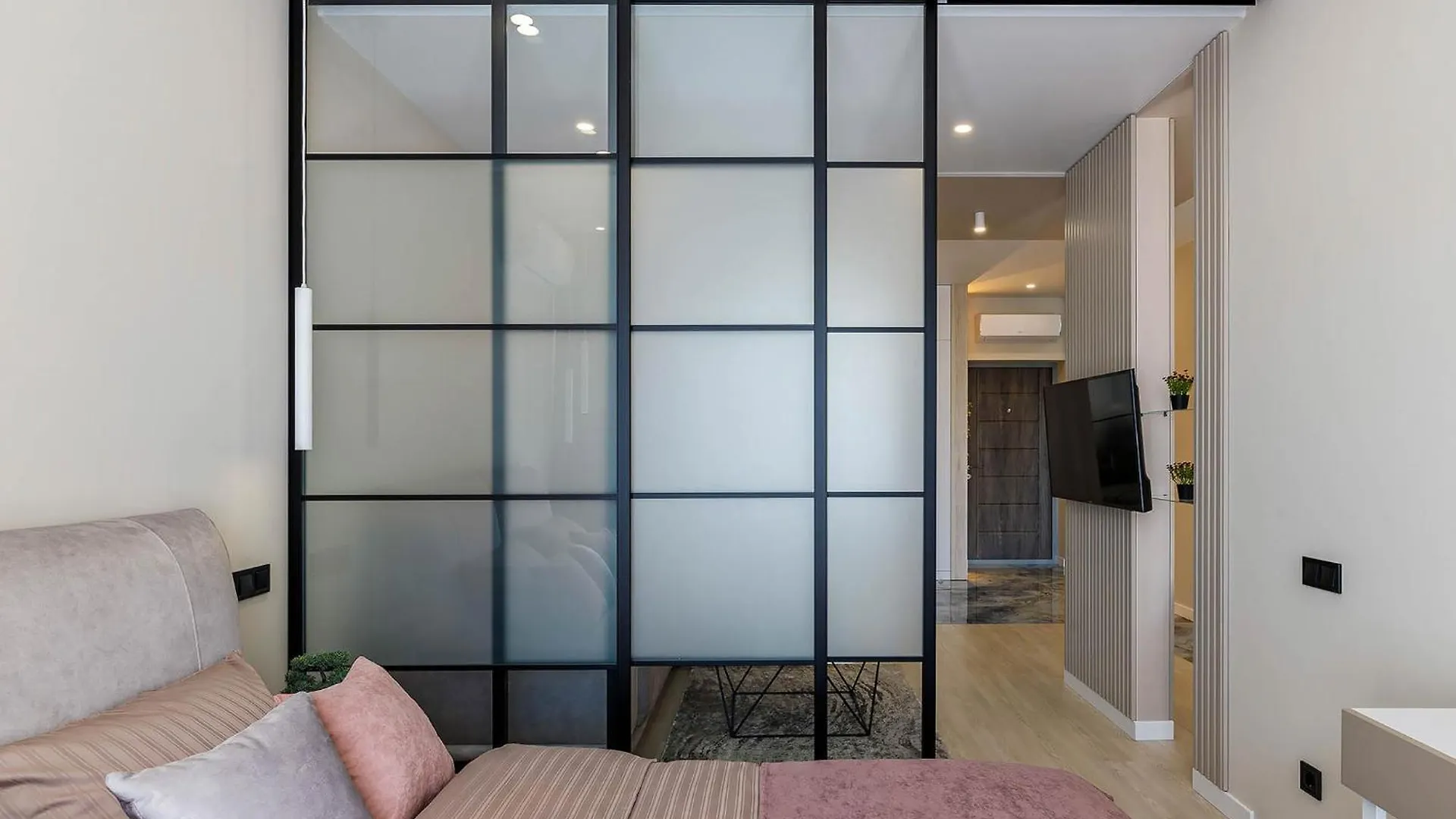Новобудова Великобританія, Шевченка 27 Apartment Lviv