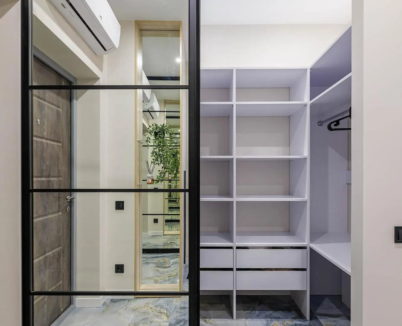 Новобудова Великобританія, Шевченка 27 Apartment Lviv